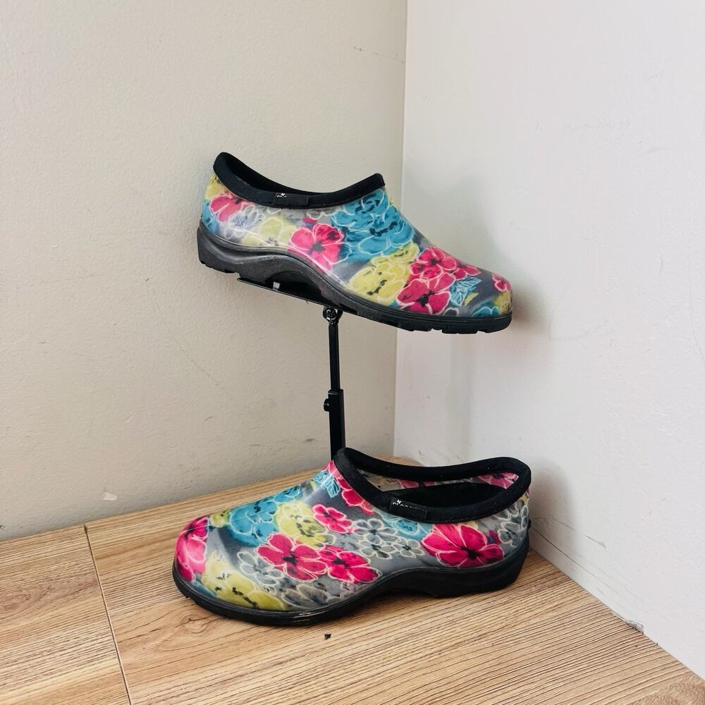 Sloggers Floral Slip On Rain Clogs Women’s Size 7